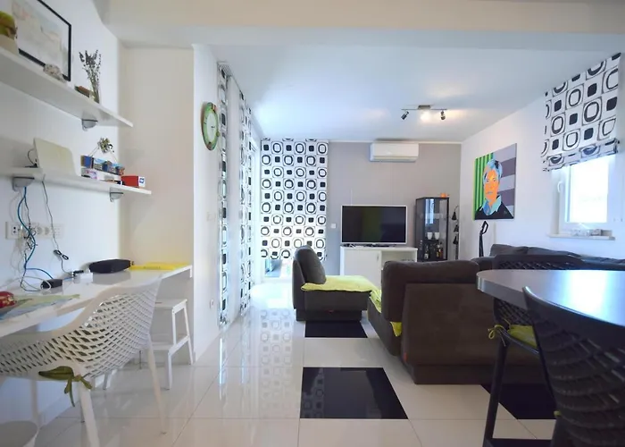 Diva Apartment Njivice